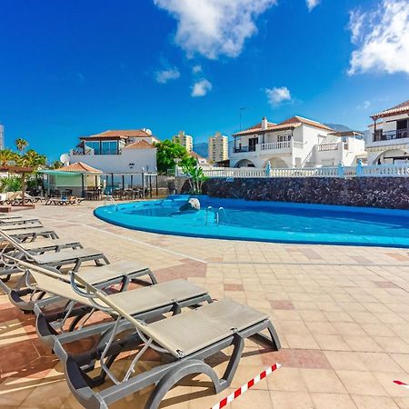 Fantastic Large Studio In Front Of Beach Heated Pool Wifi أرونا المظهر الخارجي الصورة
