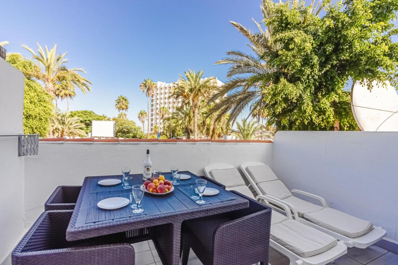 Fantastic Large Studio In Front Of Beach Heated Pool Wifi أرونا المظهر الخارجي الصورة
